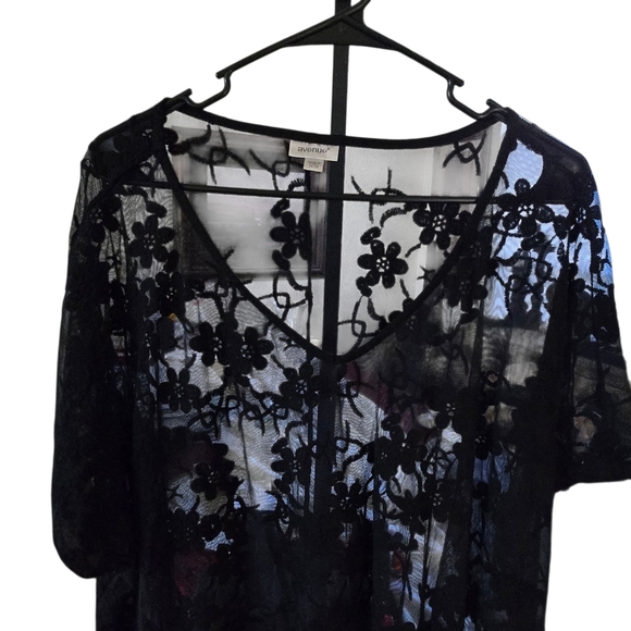 PLUS SIZE****Avenue Black Floral Lace Blouse - Picture 3 of 8
